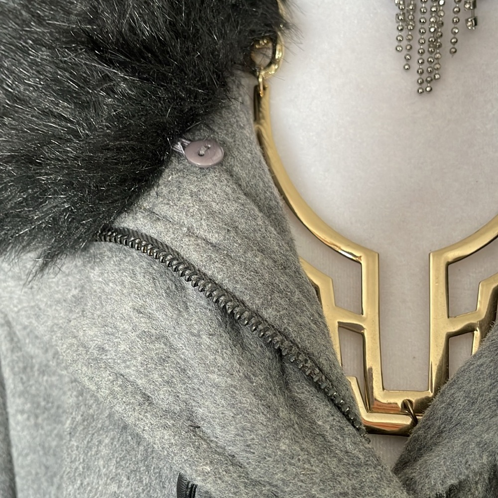 Cozy Gray Wool Jacket By Express - image 5